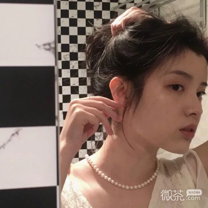 微信阳光粉嫩可爱女头