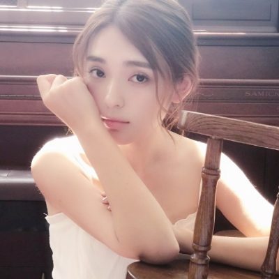 微信阳光粉嫩可爱女头