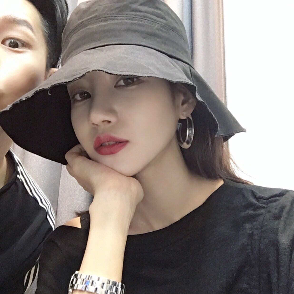 微信清新阳光佛系女头