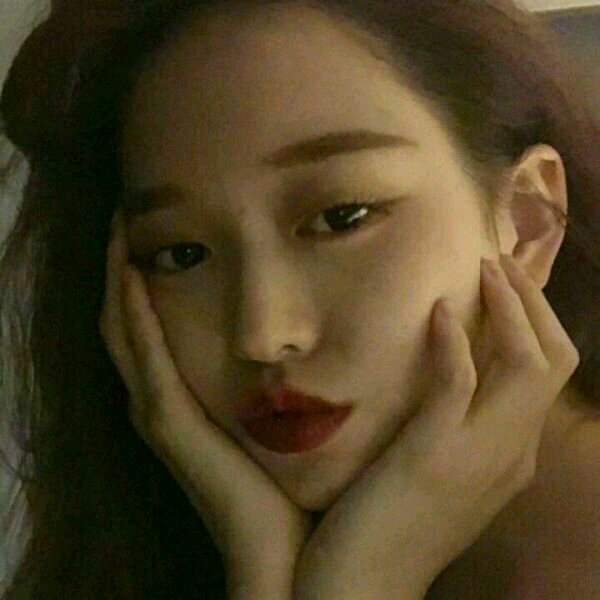 微信阳光清新文艺性感网红女头