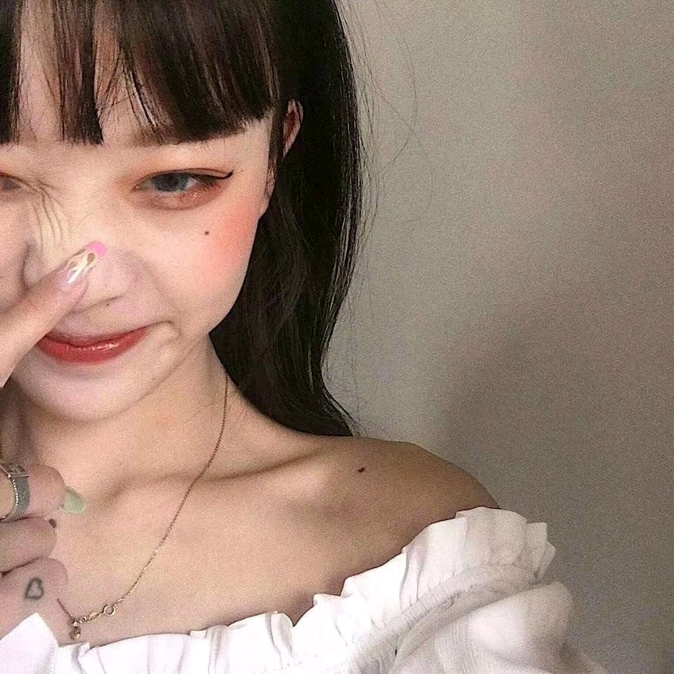 微信清新阳光性感抖音网红女头