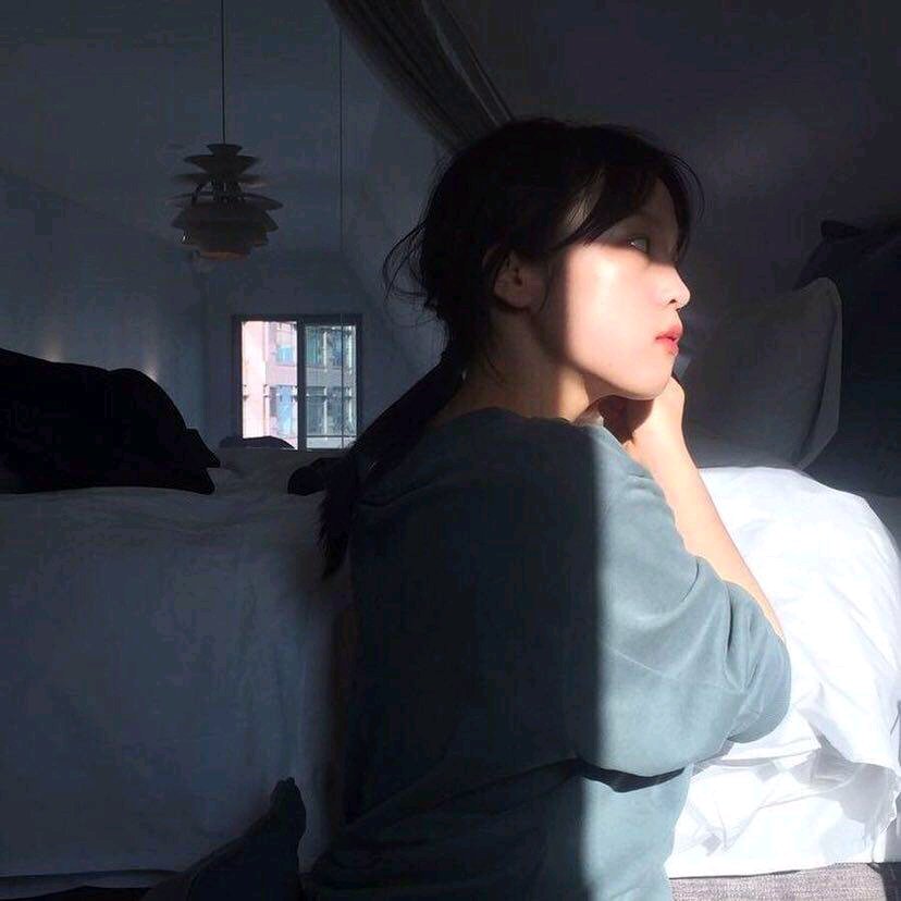 微信阳光清新文艺性感网红女头