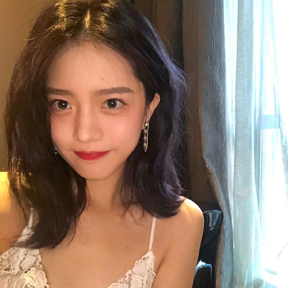 微信阳光清新文艺性感网红女头