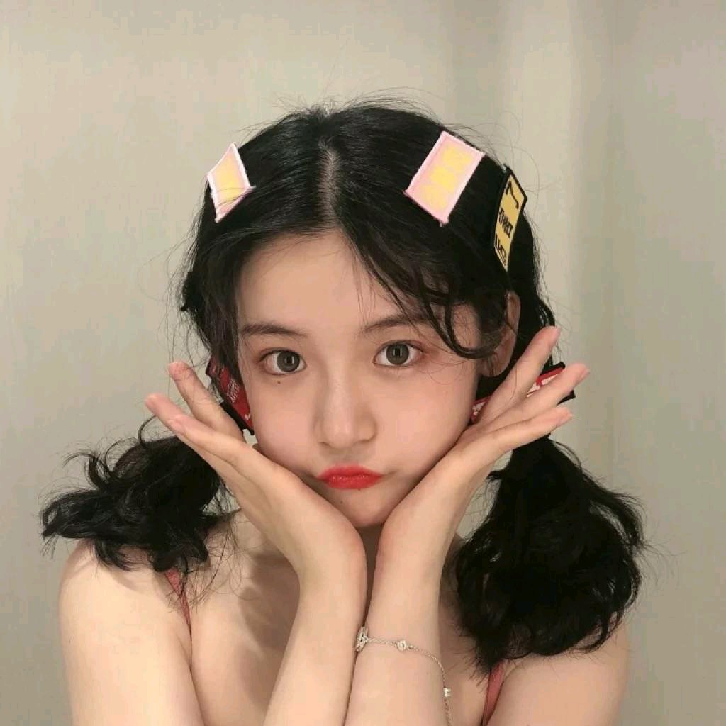 微信阳光清新文艺性感网红女头