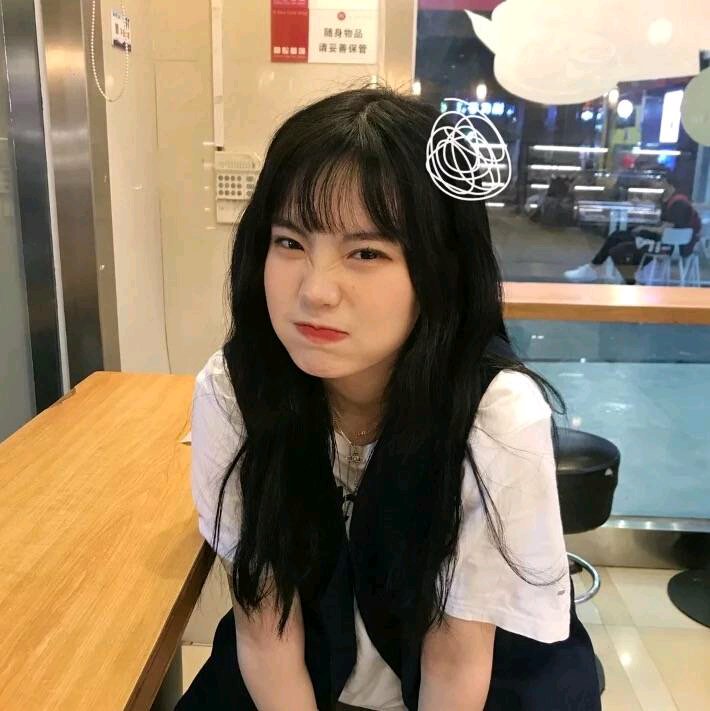 微信阳光清新文艺性感网红女头