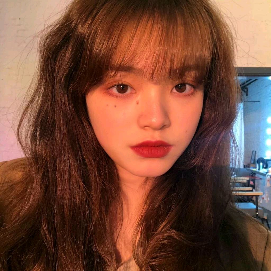 微信阳光清新文艺性感网红女头