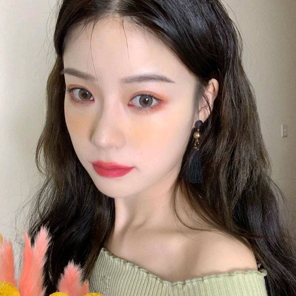 微信阳光清新文艺性感网红女头