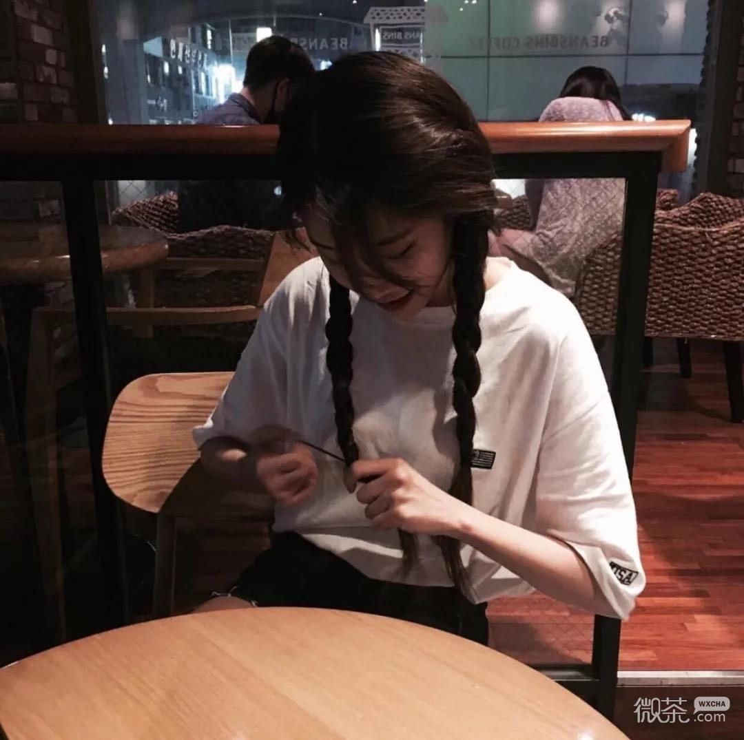 微信森系阳光佛系女头