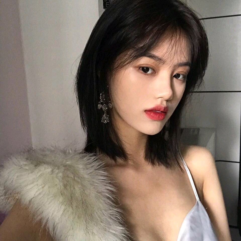 微信阳光清新文艺性感网红女头