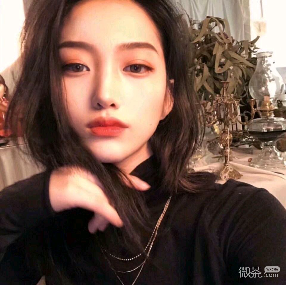 微信气质性感冷酷女头