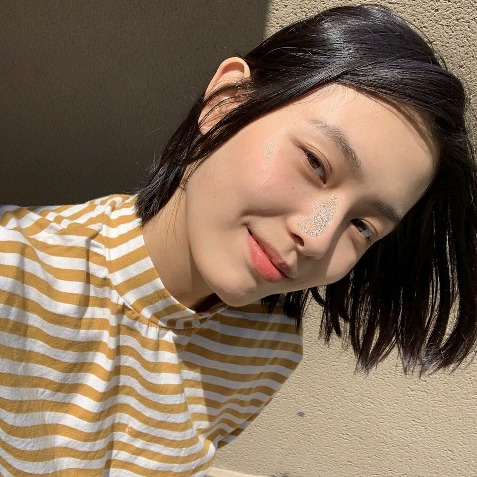 微信阳光清新文艺性感网红女头