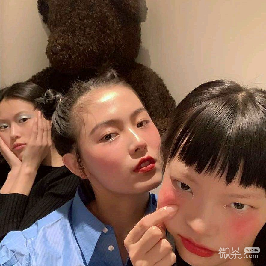 微信气质性感冷酷女头