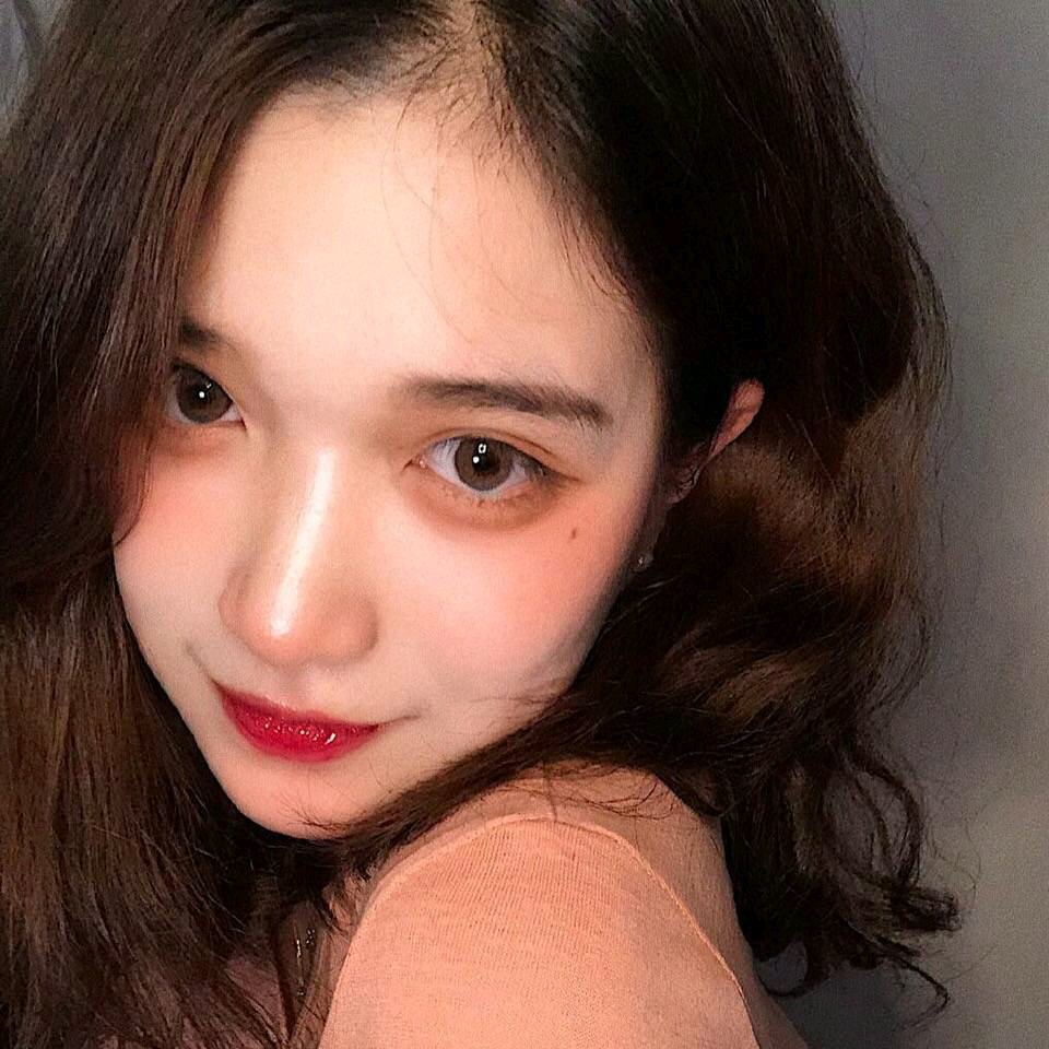 微信阳光清新文艺性感网红女头