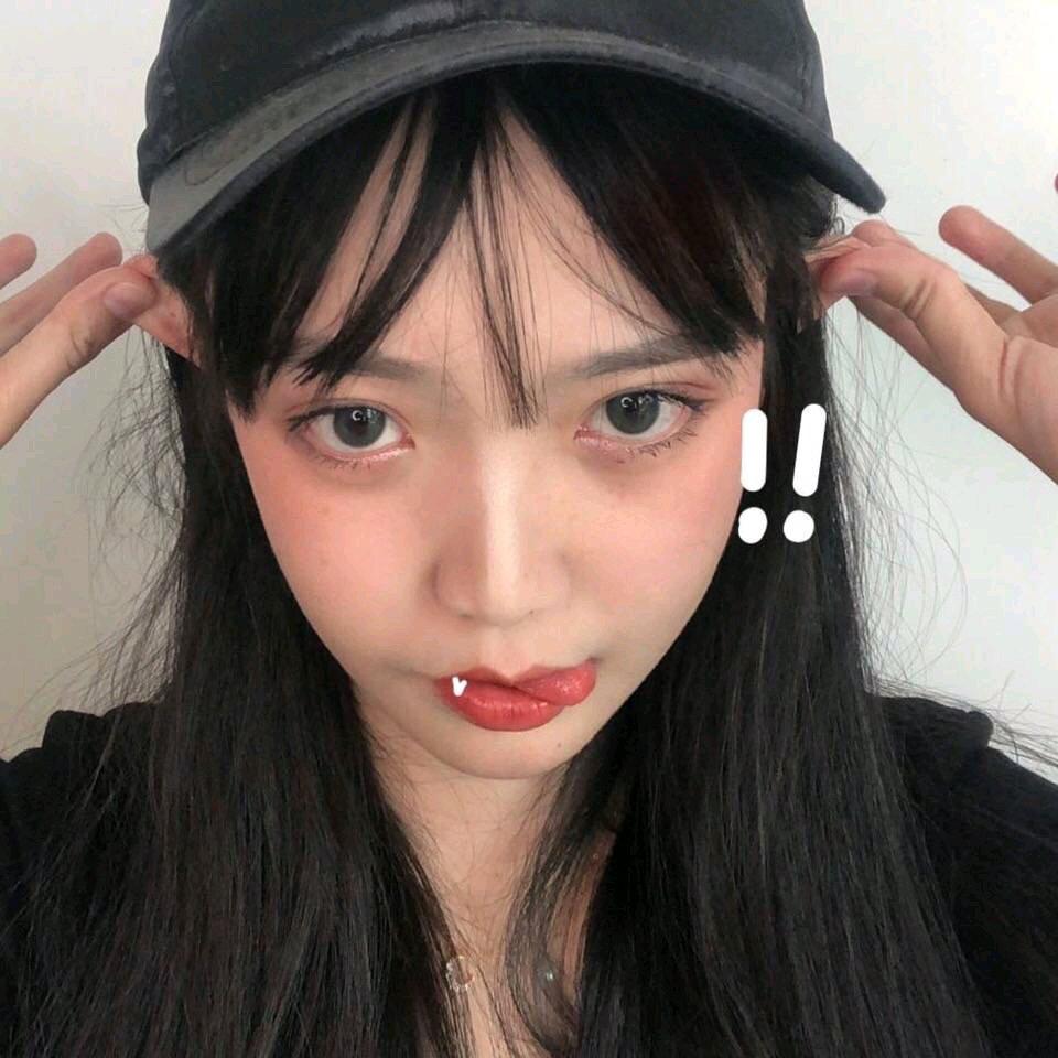 微信阳光清新文艺性感网红女头