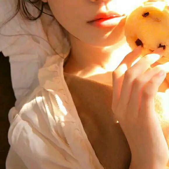 微信清新冷酷霸气女头