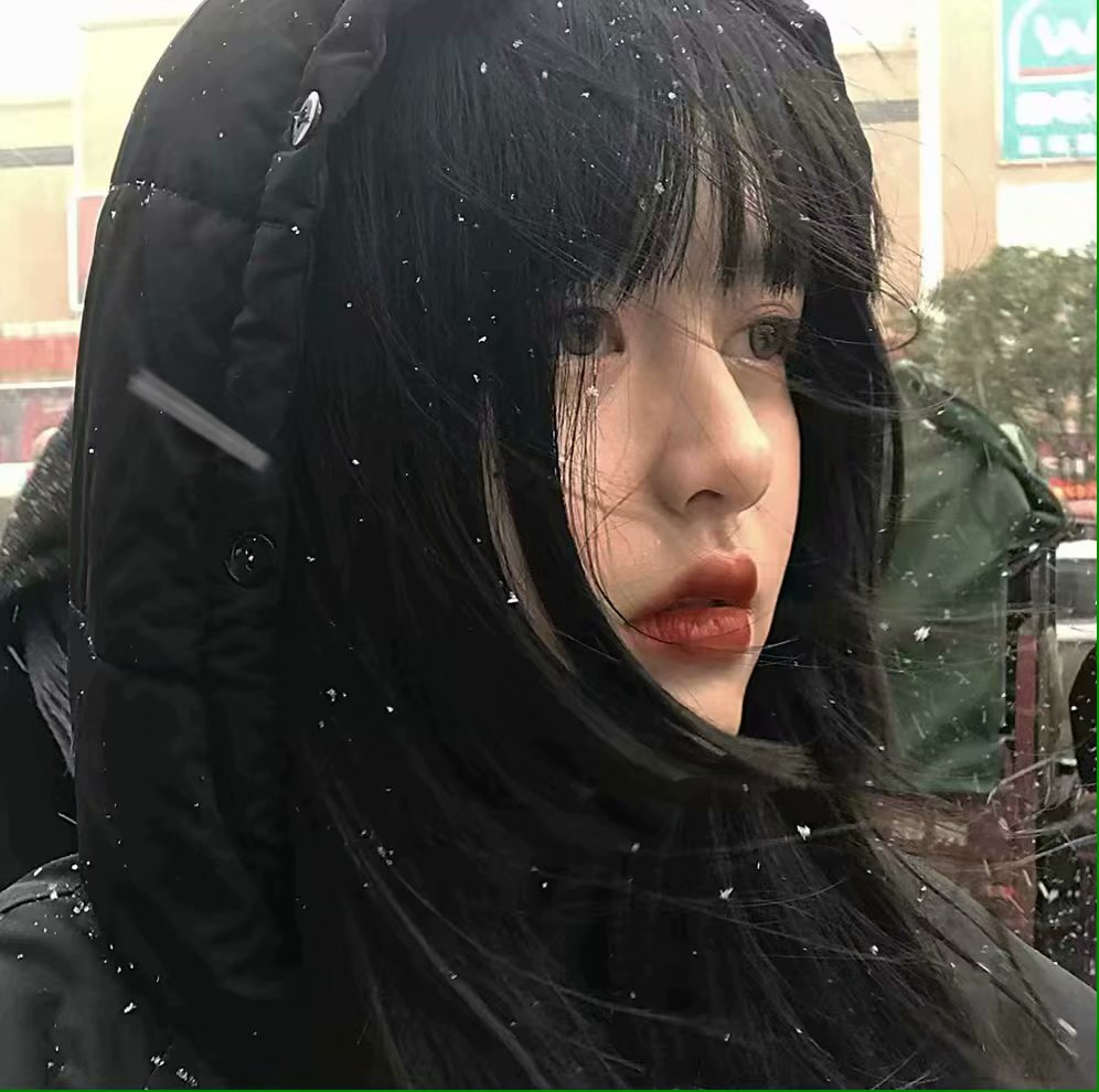 微信清新冷酷霸气女头