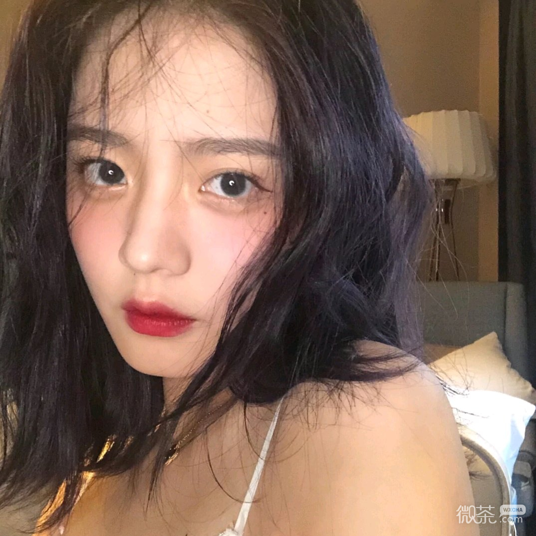微信清纯简洁气质阳光女头