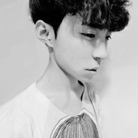 帅气伤感的微信黑白风格男生头像合集下载