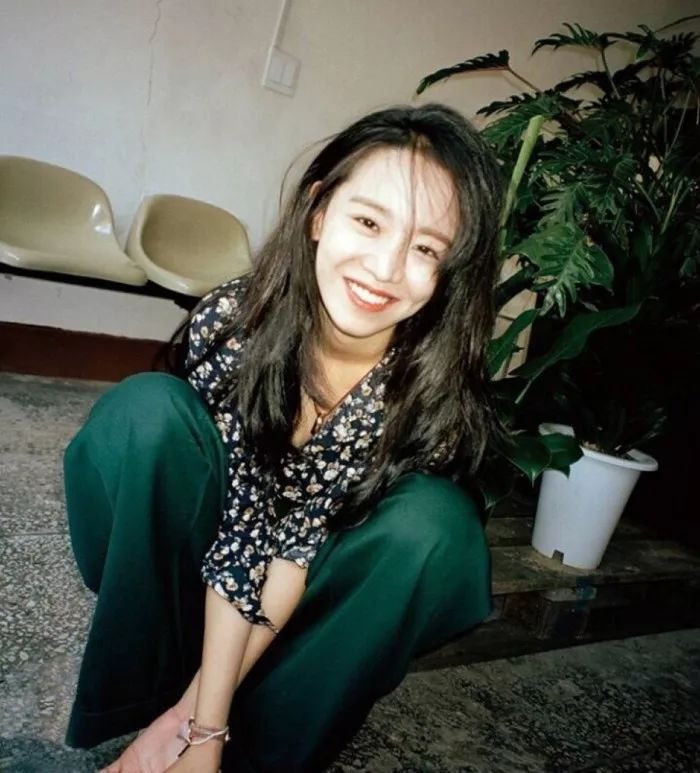 微信阳光气质性感女头