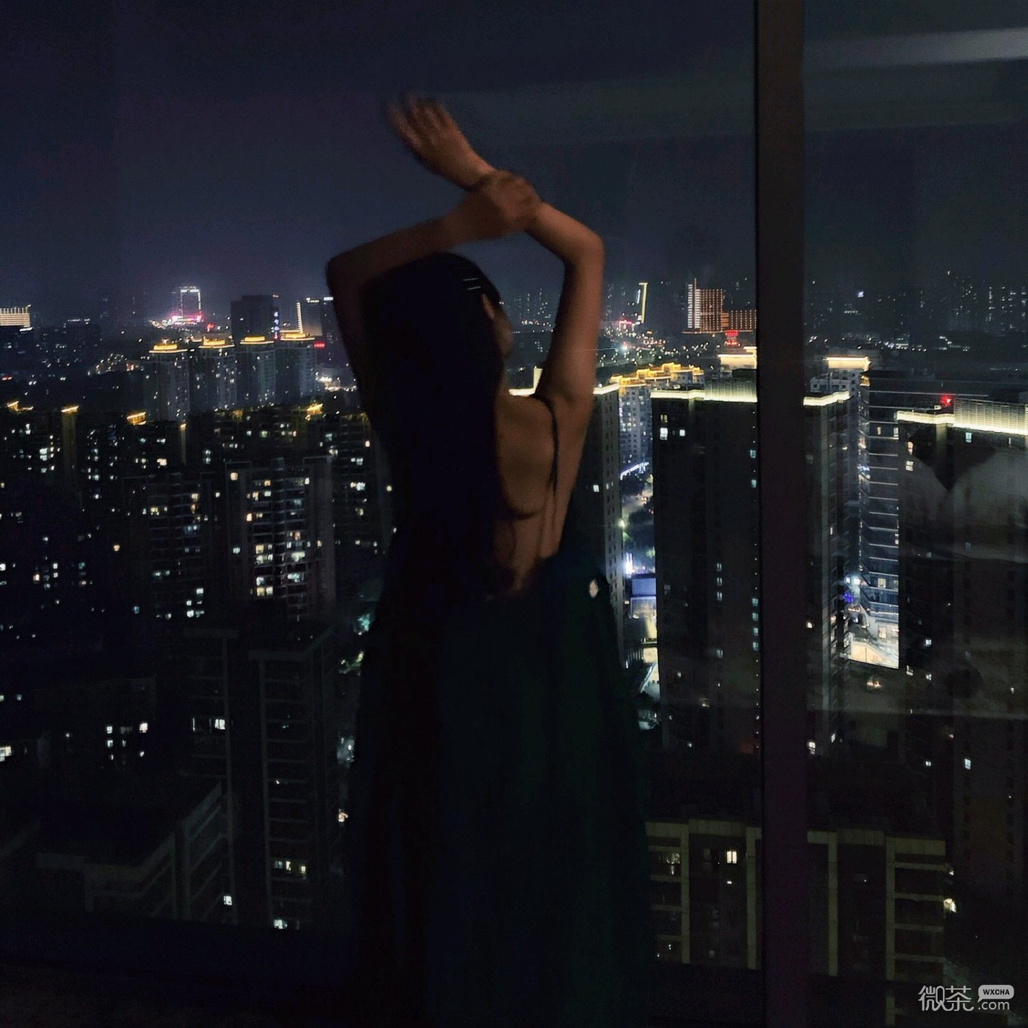 微信粉嫩简洁时尚女头