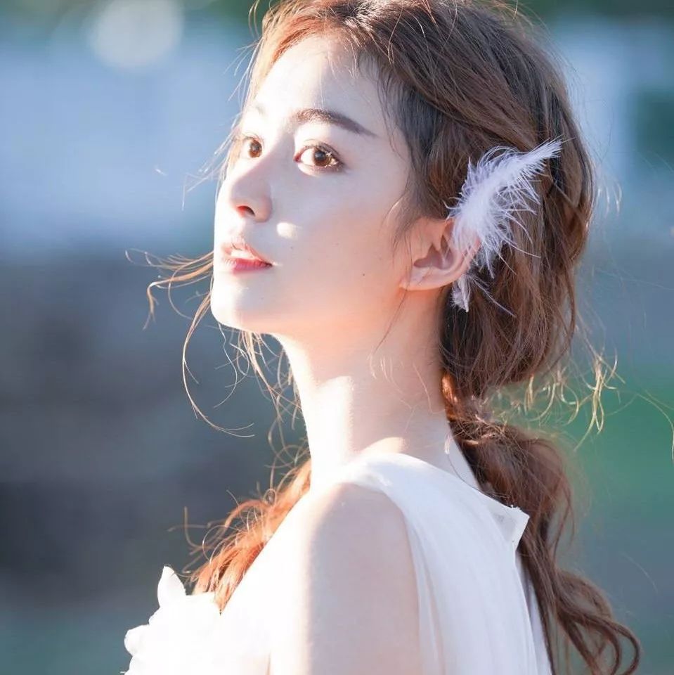 微信阳光气质性感女头