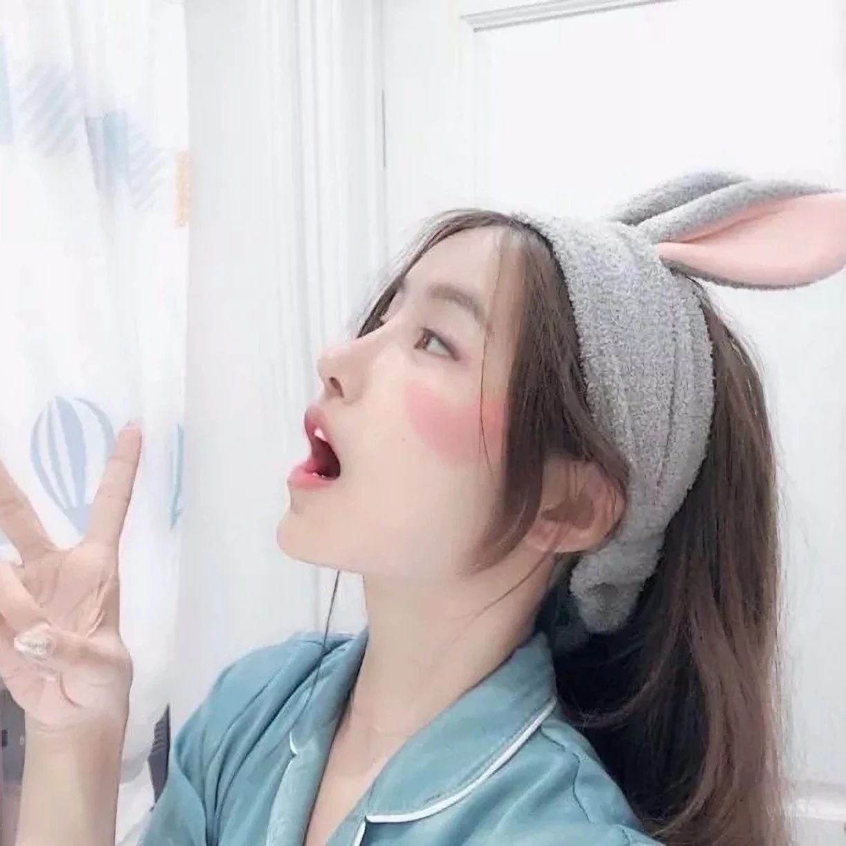 微信阳光气质性感女头