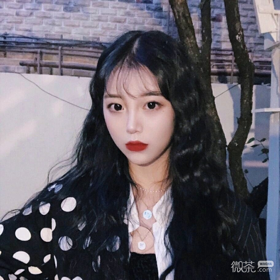 微信粉嫩简洁时尚女头