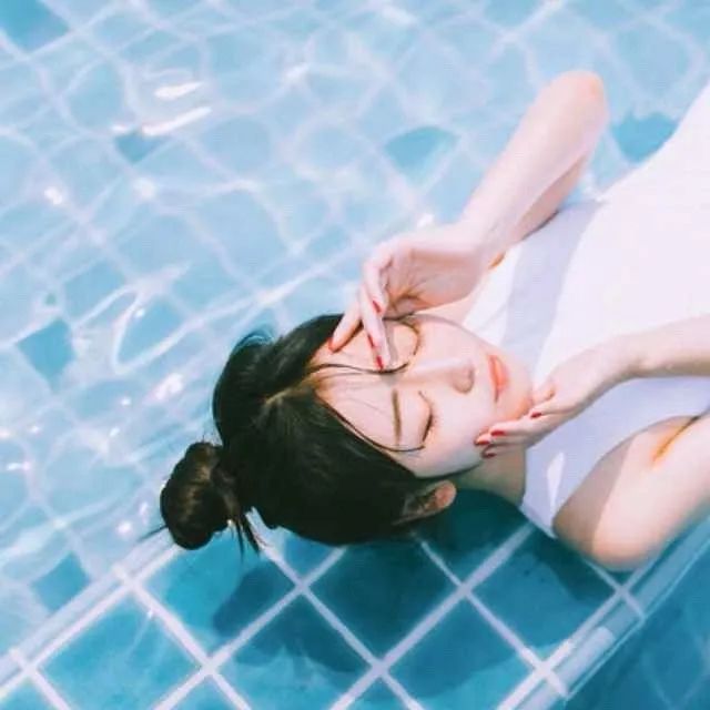 微信阳光气质性感女头