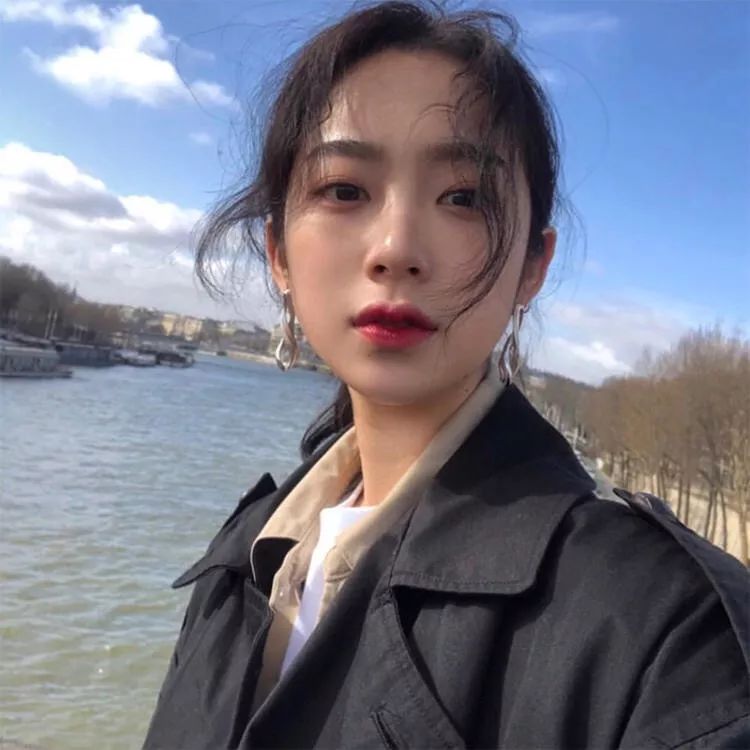 微信阳光气质性感女头