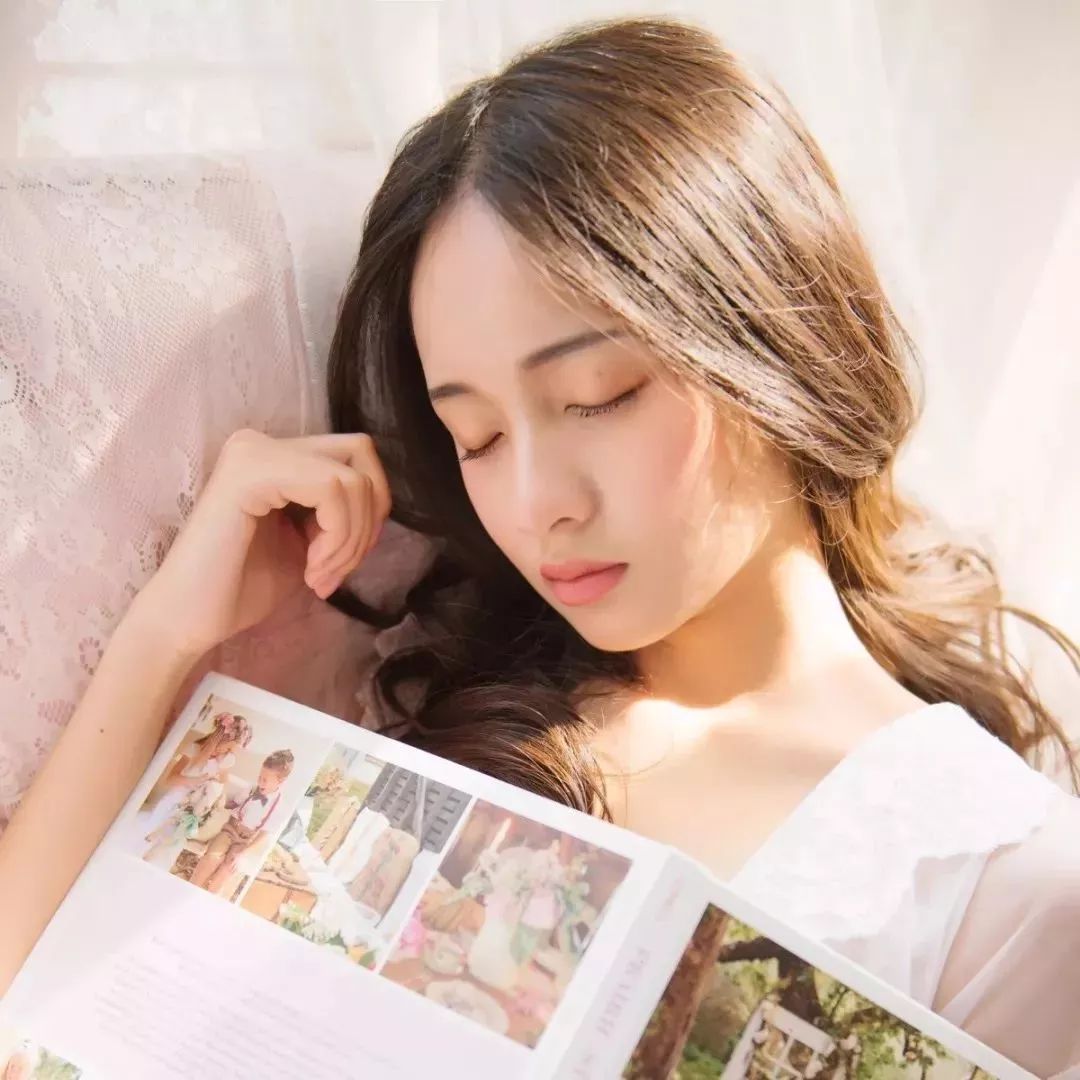 微信阳光气质性感女头