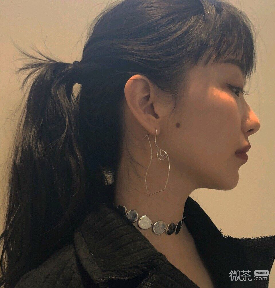 微信时尚阳光气质性感女头