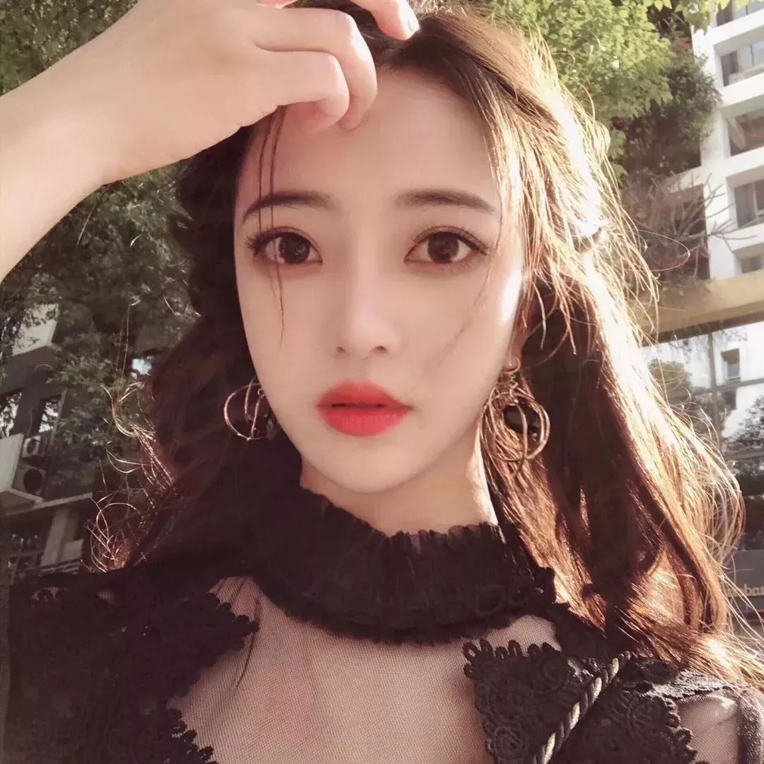 微信阳光气质性感女头