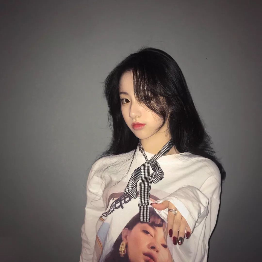 微信阳光气质性感女头