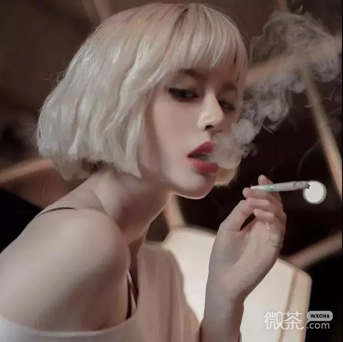 微信阳光气质性感女头