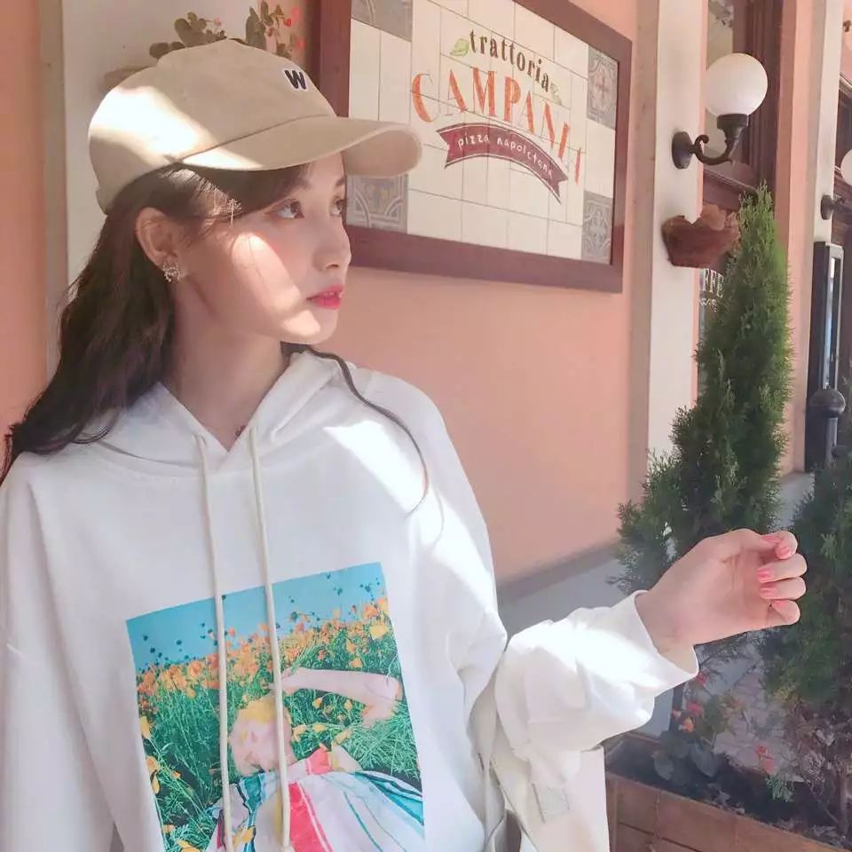 微信阳光气质性感女头