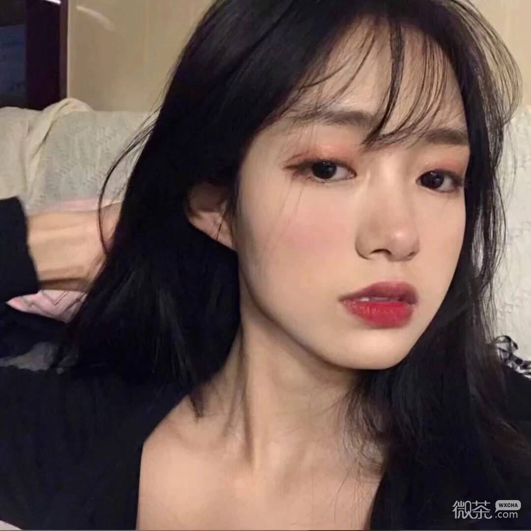 微信佛系简洁气质女头