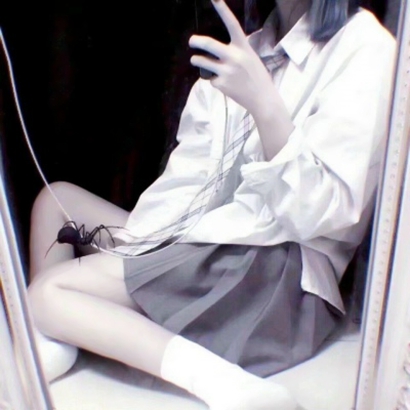 玩网专用的微信高清气质骚气女生部位头像下载