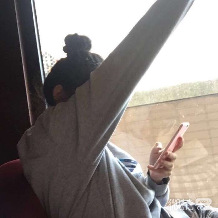 微信佛系简洁气质女头