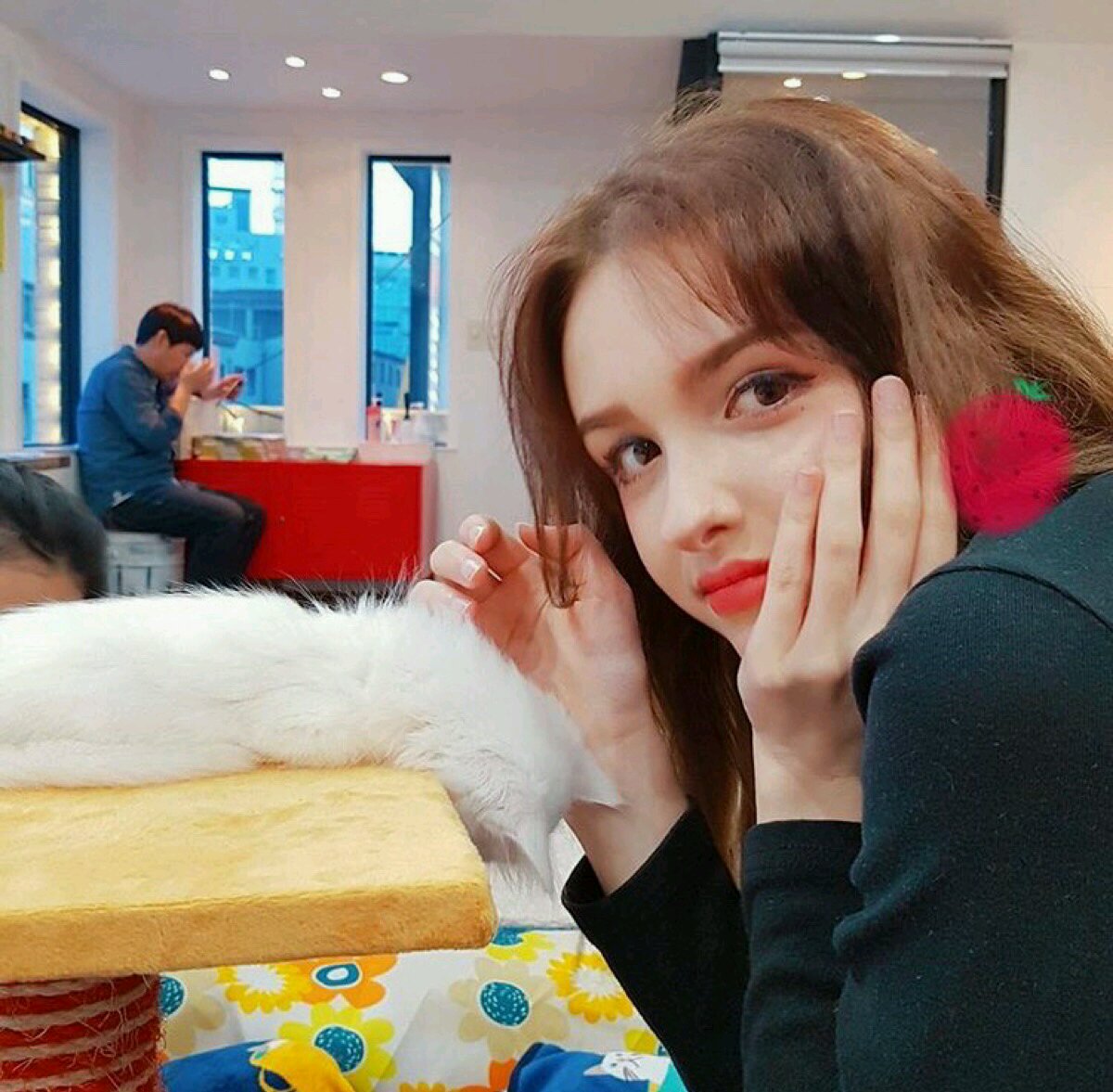 微信清新简洁阳光女头