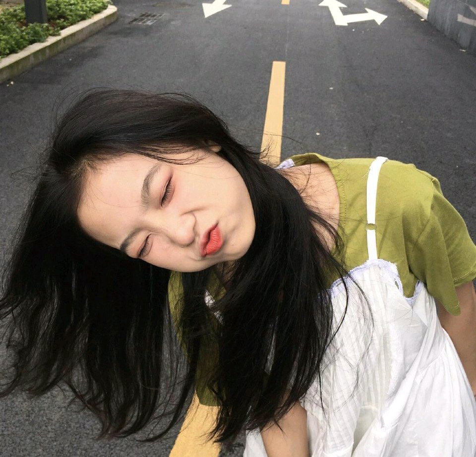 微信文艺森系好看气质女头