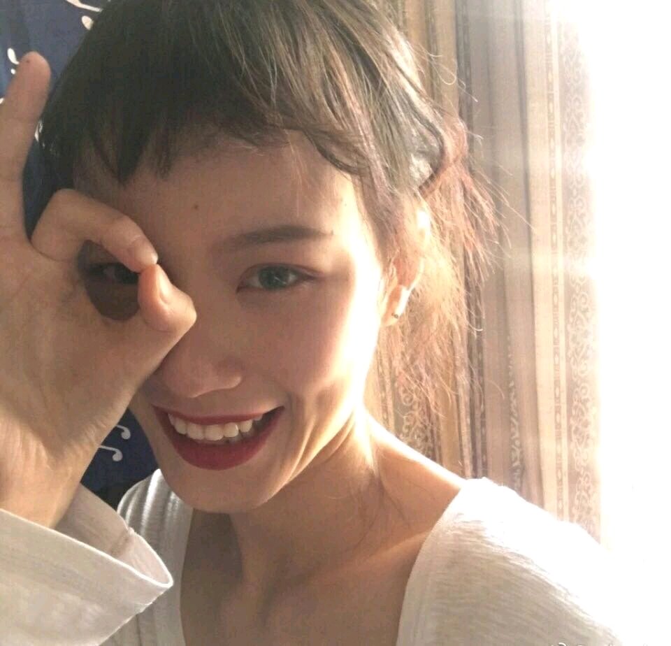 微信文艺森系好看气质女头