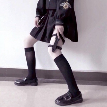 玩网专用的微信高清气质骚气女生部位头像下载