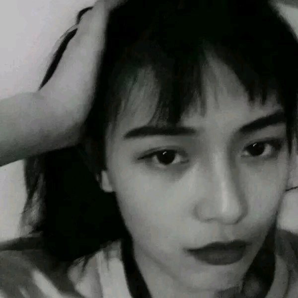 微信文艺森系好看气质女头