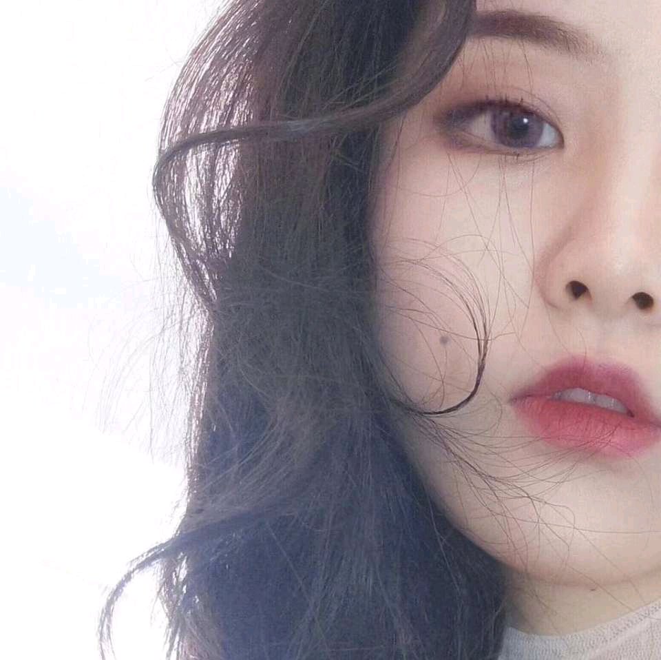 微信文艺森系好看气质女头