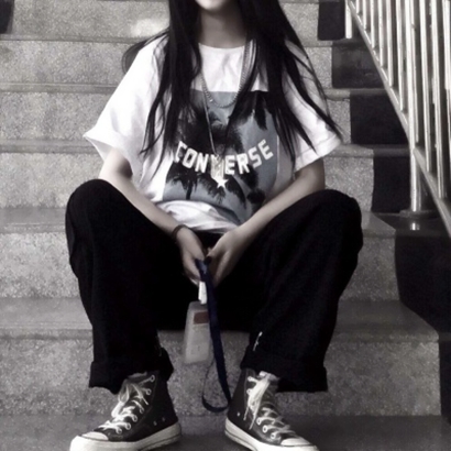 玩网专用的微信高清气质骚气女生部位头像下载