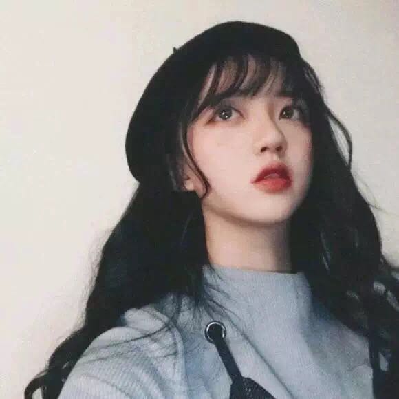 微信清新简洁阳光女头