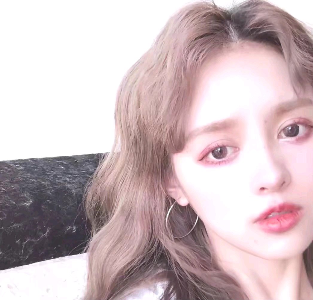 微信文艺森系好看气质女头