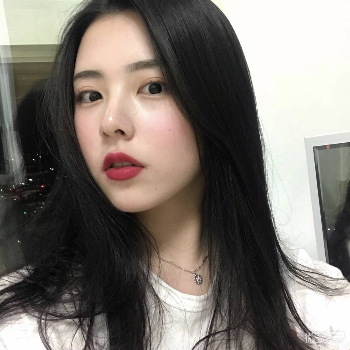 微信佛系简洁气质女头