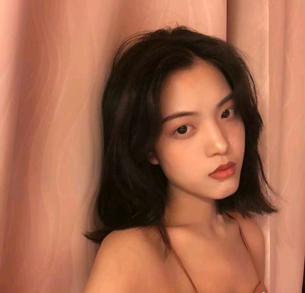 微信文艺森系好看气质女头