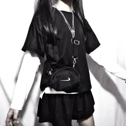 玩网专用的微信高清气质骚气女生部位头像下载